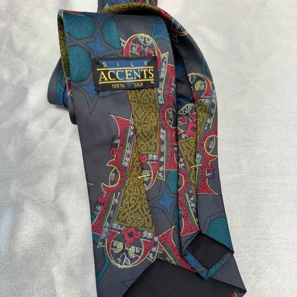 Silk Accents Vintage Style Paisley Men’s Neck Tie - Picture 2 of 3